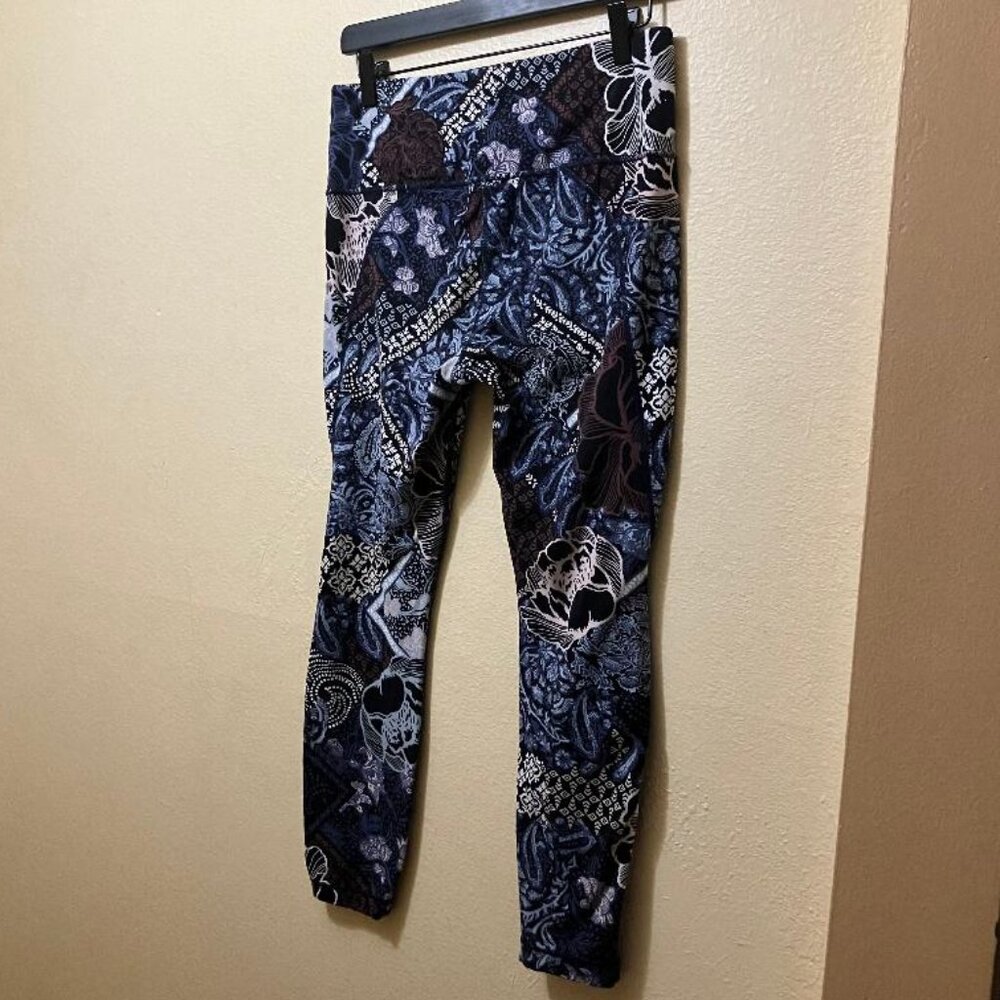 Athleta Patchwork Salutation 7/8 Tight Navy Flora… - image 2